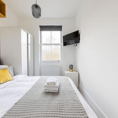 Cozy Ensuite Bedroom For Two Near Tufnell Park Londyn Zewnętrze zdjęcie
