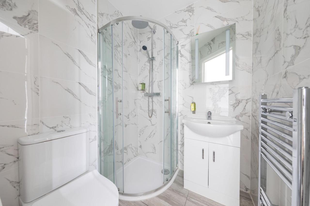 Cozy Ensuite Bedroom For Two Near Tufnell Park Londyn Zewnętrze zdjęcie